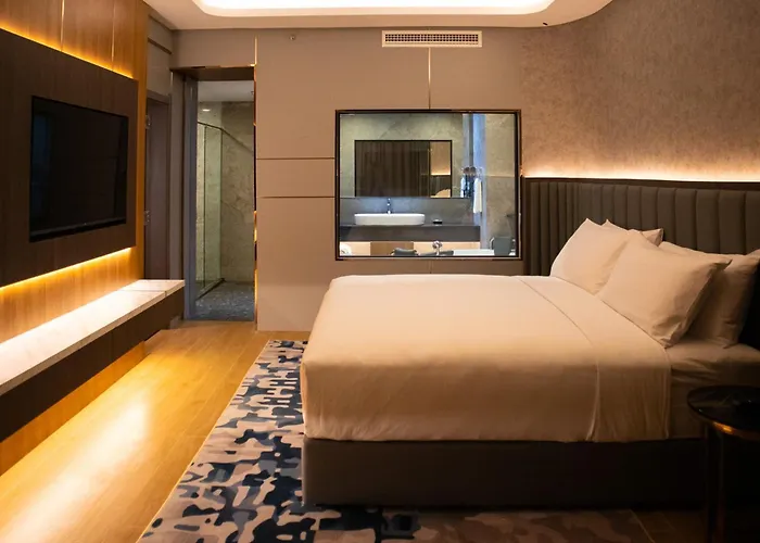 Aglow Hotel Harbor Bay Batam